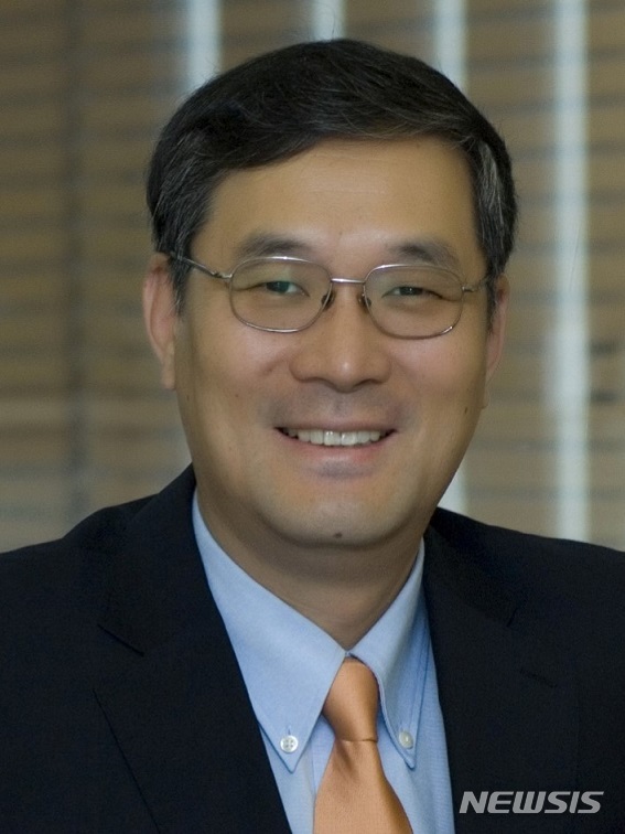 베어링운용 "금융위기 이상 타격…韓성장률 2% 밑돌 것"