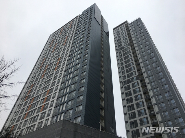 [서울=뉴시스] 충정로 역세권 청년주택(사진 = 업체 제공)