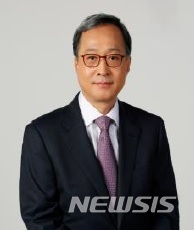 [서울=뉴시스] 김신배 전 SK그룹 부회장. 2020.02.13(사진=법무법인 태평양 제공)