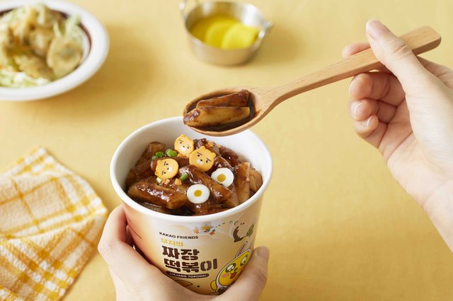 ▲카카오프렌즈 ‘무지의 짜장떡볶이’