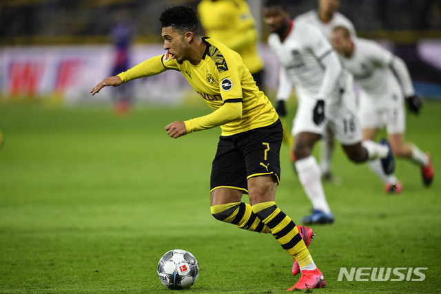 맨유, 산초 영입 근접…EPL 최고 이적료 깨지나