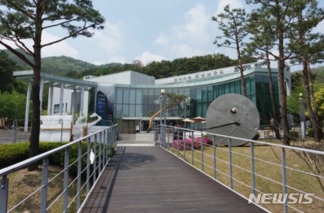  이천시립 월전미술관