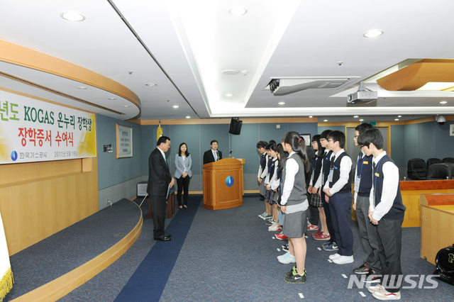 [더불어, 상생으로]'지역 사회 문제 해결' 팔 걷어붙인 한수원·가스공사