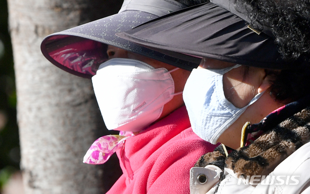 이마트, 마스크 221만 장 대구·경북 긴급 공급