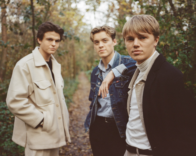 [서울=뉴시스] 뉴호프클럽. (사진 = 유니버설뮤직 제공) 2020.02.26. realpaper7@newsis.com