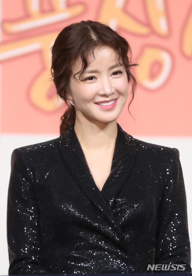 [서울=뉴시스]배우 이시영. (사진=뉴시스 DB) 2020.02.26. photo@newsis.com 