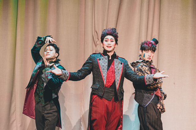 [서울=뉴시스] 연극 '환상동화'. (사진 =스토리피 제공) 2020.03.02. realpaper7@newsis.com 