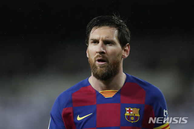 [마드리드=AP/뉴시스] '축구의 신' 리오넬 메시가 자신을 둘러싼 가짜뉴스를 반박했다. 2020.03.01.