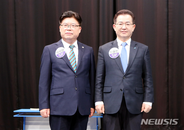 [광주=뉴시스] 광주 서구 CMB광주방송에서 열린 토론회에 참석한 이석형(왼쪽), 이용빈 광주 광산갑 더불어민주당 예비후보. photo@newsis.com