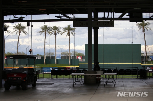 [굿이어(미국)=AP/뉴시스] 미국 애리조나 굿이어 볼파크가 텅 비어있다. 