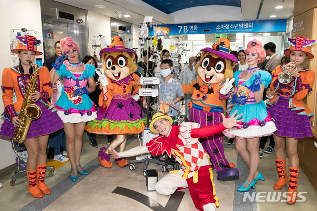 [서울=뉴시스]롯데월드 어드벤처 '찾아가는 테마파크'