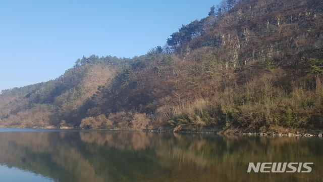 [진주=뉴시스] 진주시가 새로 개설할 희망교-남강댐 자전거도로 예정지 전경.