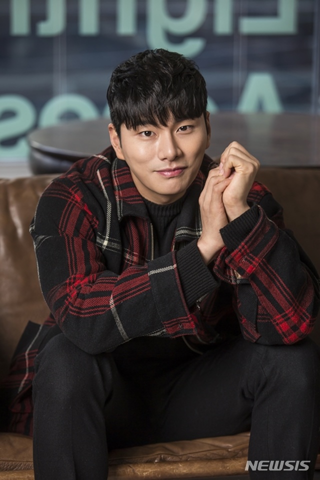 [서울=뉴시스] 이이경 (사진=롯데엔터테인먼트 제공) 2020.03.26 photo@newsis.com