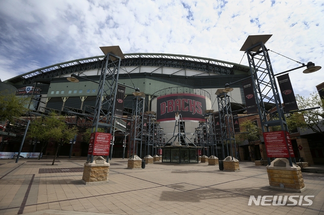 [피닉스=AP/뉴시스] 애리조나 다이아몬드백스의 홈구장 체이스 필드. 2020.03.26