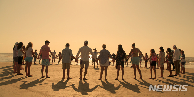 [서울=뉴시스]아우터뱅크스. (사진 = 넷플릭스 제공) 2020.04.11.&nbsp;&nbsp;&nbsp; photo@newsis.com