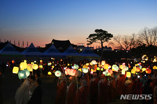 연등축제, 충남 서산해미읍성