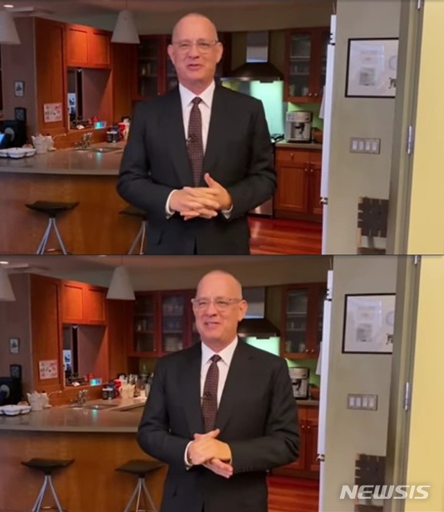 [서울=뉴시스] 할리우드 배우 톰 행크스가 미국 NBC의 인기 코미디쇼 'SNL'에 출연했다. (사진=유튜브 SNL 영상 화면 캡처) 2020.04.13. photo@newsis.com 