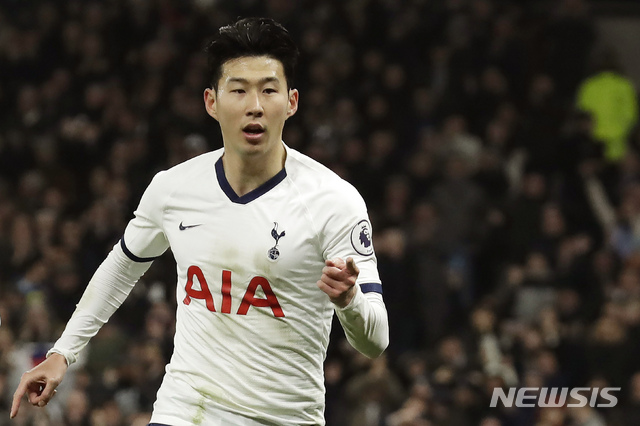 [런던=AP/뉴시스] 손흥민이 EPL 연봉 랭킹에서 공동 23위에 올랐다. 2020.01.22.