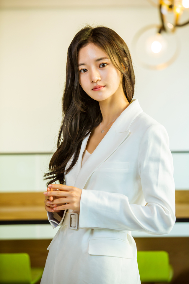 [인터뷰]고보결 "김태희보다 주목? 과찬에 민망할 따름"