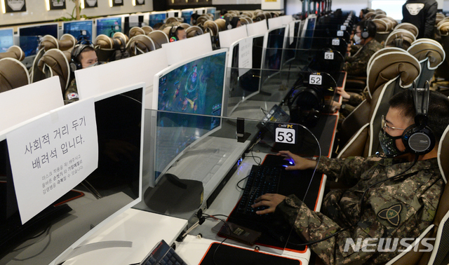 국민 10명 중 7명 게임한다…코로나19로 시간·비용↑