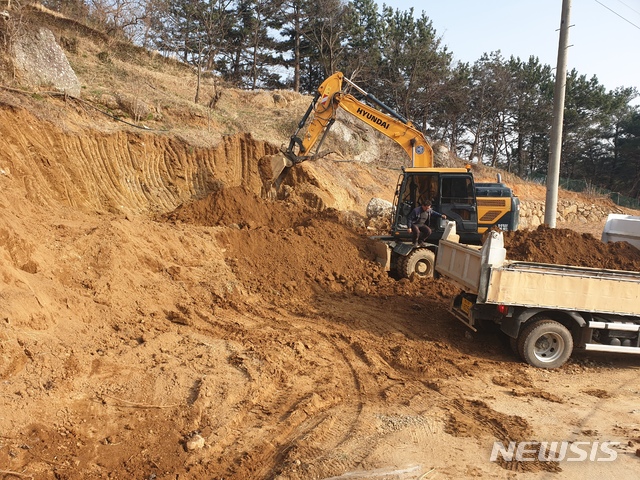 [밀양=뉴시스] 절토현장. 사진은 기사 내용과 무관함. (사진=뉴시스 DB). photo@newsis.com