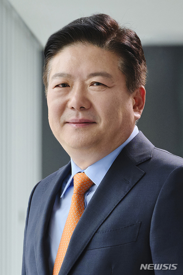 [서울=뉴시스윤훈수 신임 삼일회계법인 대표이사(CEO). 2020.04.28.(사진 = 삼일회계법인 제공) photo@newsis.com