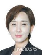 [수원=뉴시스] 박다예 기자 = 경기도 신임 공정경제과장 김지예 변호사. 2020.05.06 (사진 = 경기도 제공)photo@newsis.com