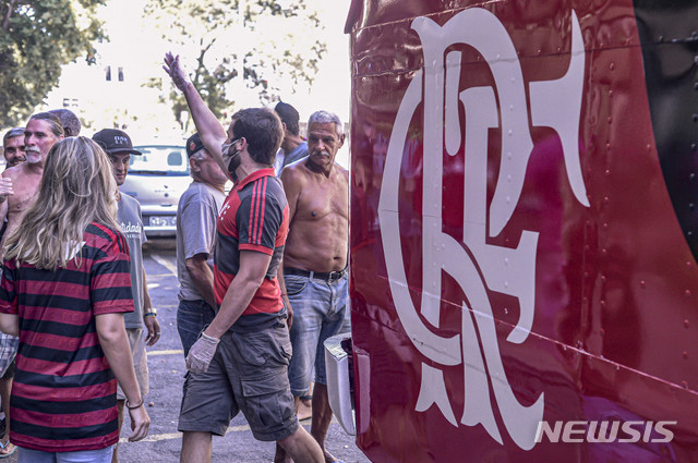 [서울=뉴시스] 브라질 축구 클럽 플라멩구에서 38명이 코로나19 양성 반응을 보였다. (캡처=플라멩구 홈페이지)