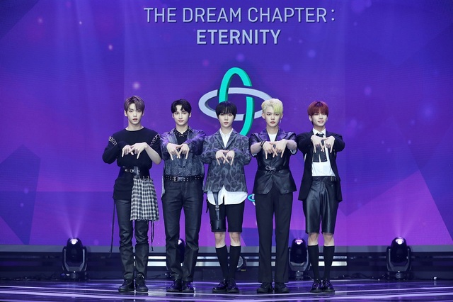 [서울=뉴시스] 투모로우바이투게더. 2020.05.18. (사진= 빅히트 엔터테인먼트 제공) photo@newsis.com