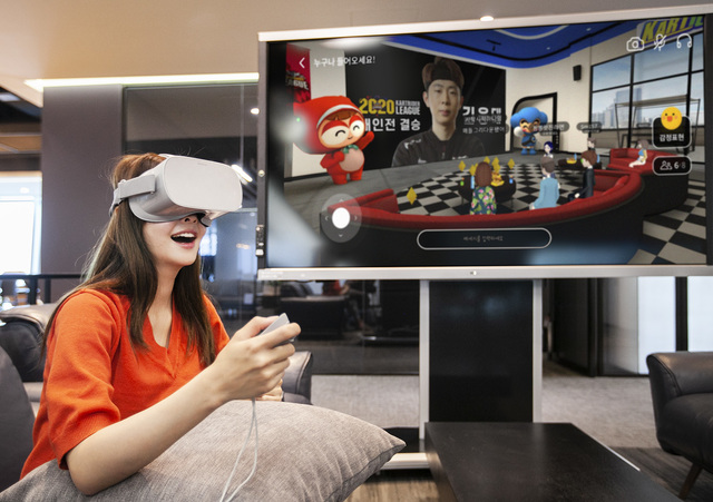 [서울=뉴시스] SK텔레콤은 ‘2020 SKT 점프 카트라이더 리그 시즌1’ 결승전이 생중계된 ‘점프VR’내 소셜룸에서뜨거운 ‘아바타 응원전’이 펼쳐졌다고 24일 밝혔다. 사진 SK텔레콤
