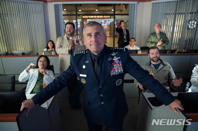 [서울=뉴시스] '스페이스 포스' (사진=넷플릭스 제공) 2020.05.29. photo@newsis.com