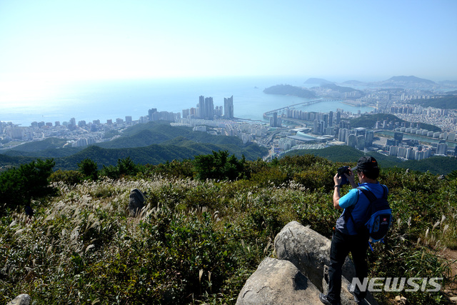 [부산=뉴시스] 해운대구 장산.