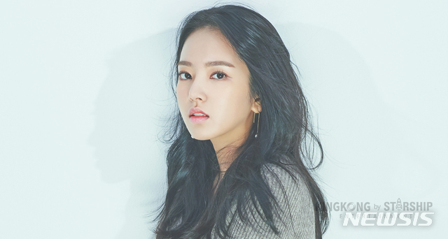 [서울=뉴시스] 배우 이루비. (사진=킹콩 by 스타쉽 홈페이지)