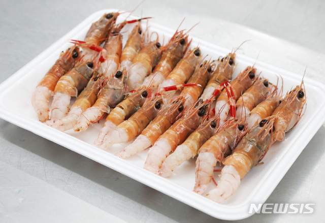 [서울=뉴시스] 딱새우 이미지. (사진=이마트 제공)