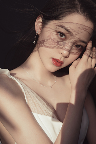 [서울=뉴시스] 오우양나나. 2020.06.10. (사진 = 소니뮤직 제공) photo@newsis.com 