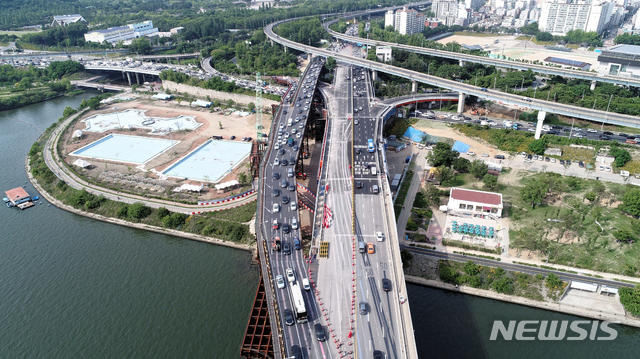 [서울=뉴시스]성산대교 전경. (사진=뉴시스DB) 2020.06.11. photo@newsis.com