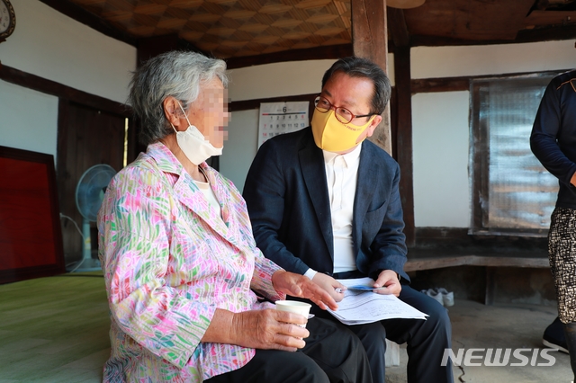 조광한 남양주시장, 취약계층 찾아가 재난지원금 신청받았다 