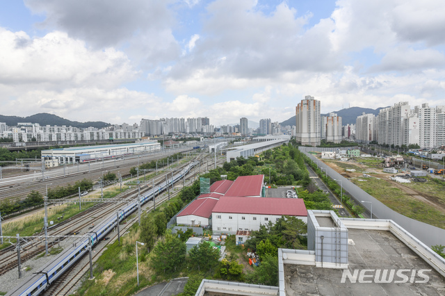 [부산=뉴시스] 허상천 기자 =부산시는 ‘범천동 철도차량정비단 이전사업’이 한국개발연구원(KDI)의 공공기관 예비타당성조사를 통과했다고 11일 밝혔다. 2020.06.11. (사진 = 부산시 제공) photo@newsis.com