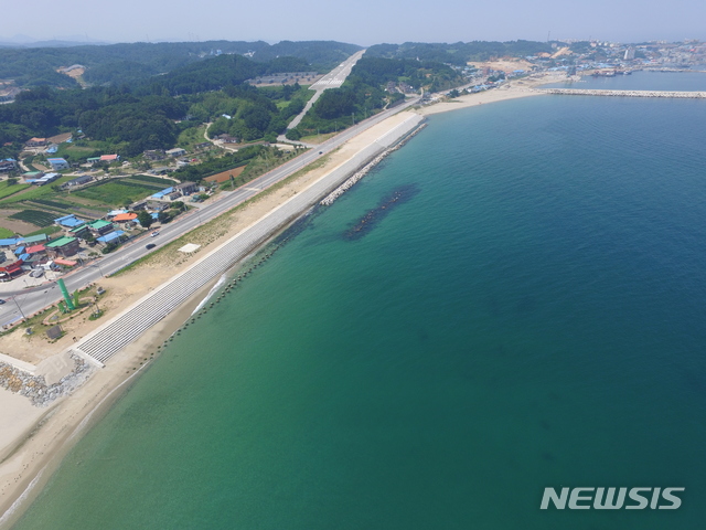 [안동=뉴시스] 정비사업이 끝난 동해 연안. (사진=경북도 제공) 2025.07.08 photo@newsis.com 