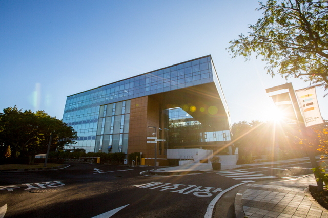 [서울=뉴시스]네오플 제주본사 사옥 전경(사진=네오플 제공)