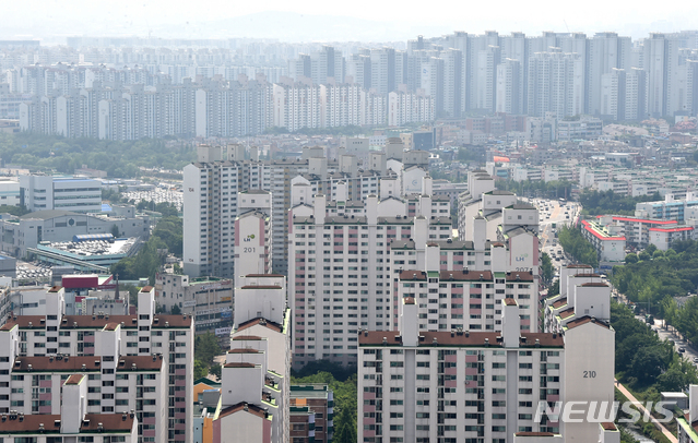 "더 오르기 전에 집사자"…6월 가계대출 역대 최대 폭증