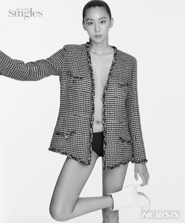 [서울=뉴시스] 사진 = 패션 매거진 싱글즈 7월호. photo@newsis.com