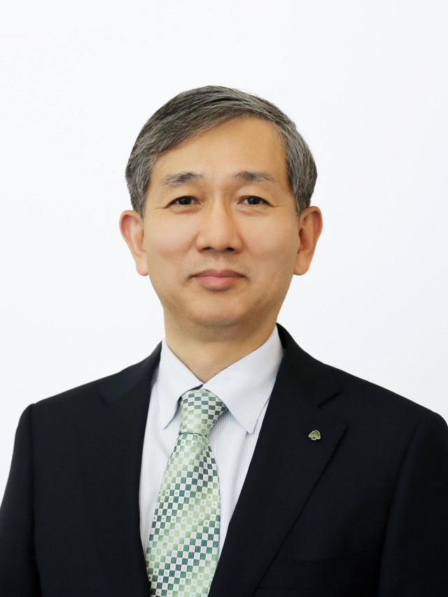 [서울=뉴시스] 금융투자협회는 18일 오후 열린 임시총회에서 제7대 협회장 선거를 실시한 결과 황성엽 신영증권 대표가 당선됐다고 밝혔다. 사진은 황성엽 7대 금융투자협회장. (사진제공=신영증권)