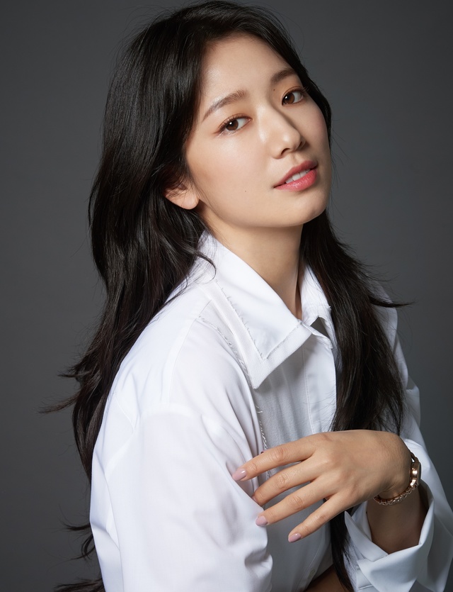 [서울=뉴시스] 배우 박신혜. (사진 = 솔트엔터테인먼트) 2020.06.22. photo@newsis.com