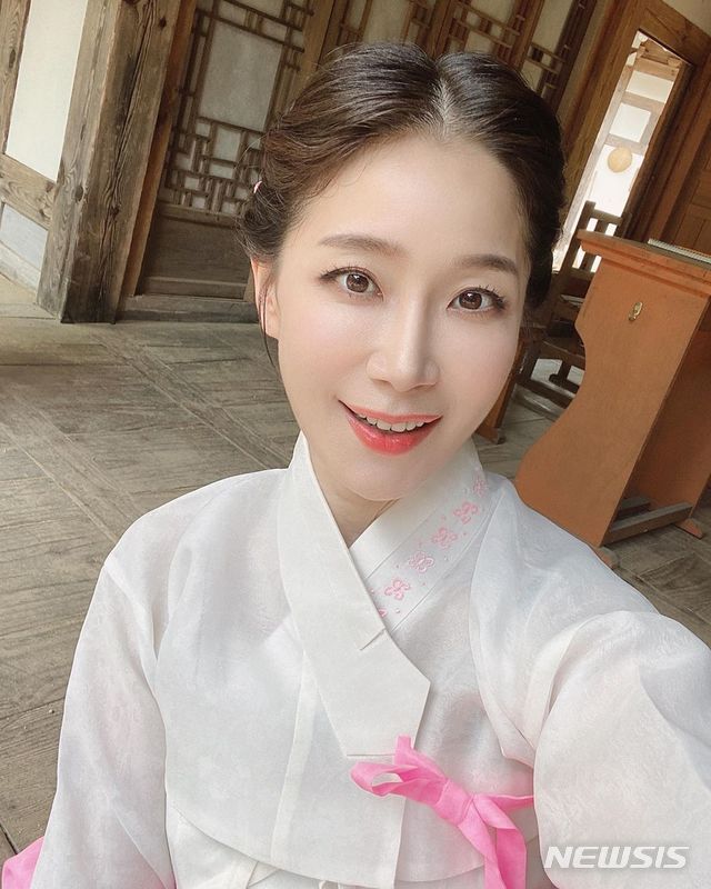 [서울=뉴시스] 배우 김하영. (사진=김하영 인스타그램) photo@newsis.com