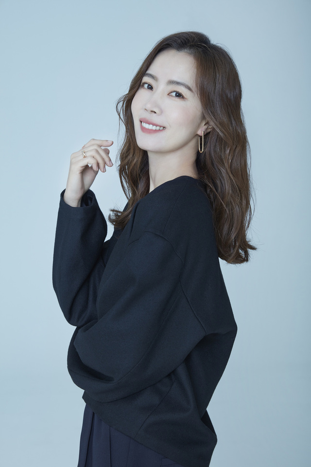 [서울=뉴시스] 배우 김유미 (사진 = 에스더블유엠피) 2020.06.24. photo@newsis.com