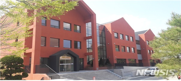 [서울=뉴시스]북한이탈주민정착지원사무소(하나원) 직업교육관. (사진=통일부 제공) 2020.06.24. photo@newsis.com