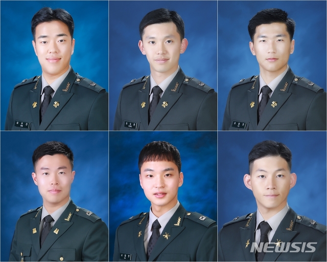 [괴산=뉴시스]강신욱 기자 = 충북 괴산 육군학생군사학교는 26일 육군 학사사관 65기와 단기간부사관 41기 통합 임관식을 했다.학사사관 545명, 단기간부사관 20명 등 565명의 신임장교가 탄생했다. 사진 왼쪽 위부터 시계방향으로 대통령상 심우진 소위, 국무총리상 송승훈 소위, 국방부장관상 유동민·임진수 소위, 참모총장상 사대한·이동규 소위. (사진=육군학생군사학교 제공) 2020.06.26. photo@newsis.com