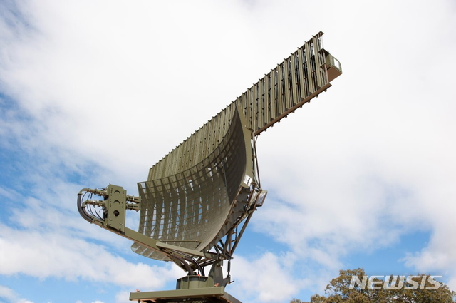 [서울=뉴시스] 항공관제레이더. 2020.06.27. (사진=방위사업청 제공)