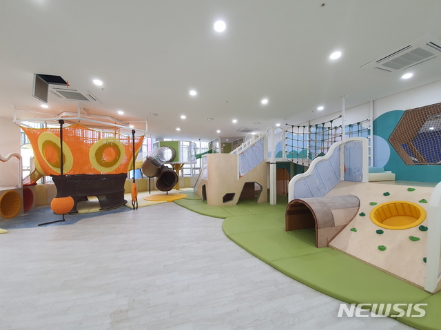 [서울=뉴시스] 서울 양천구의 공공형 실내놀이터 모습. (사진=서울 양천구 제공). 2020.06.29. photo@newsis.com 